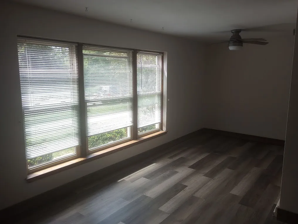 4214 N Wilson Dr — Photo 4