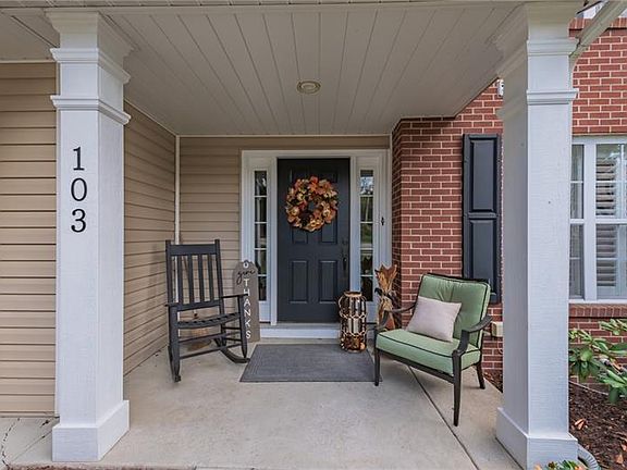 4th image of 103 Creekside Dr