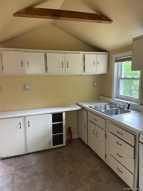 1 bed, 1.0 bath, 531 sqft, $1,600 — Photo 2