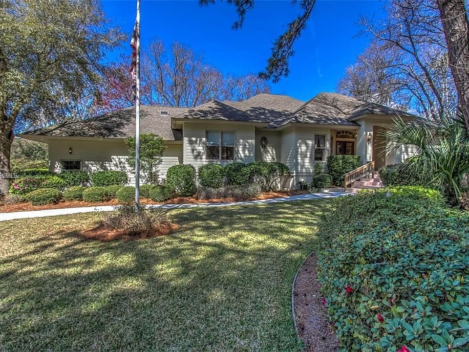 1st image of 5 Quincy Ln