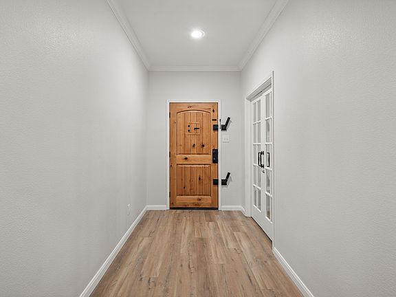 4th image of 7704 Anatolian Way