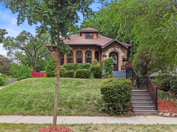 2763 South 50th STREET, Milwaukee, WI 53219