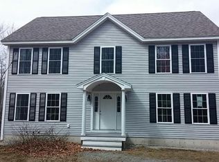 97 Thorndike Rd, Weare, NH 03281