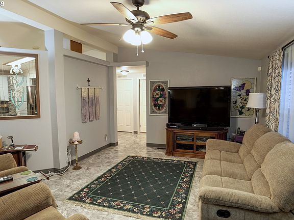 5th image of 16500 SE 1st St Unit 139