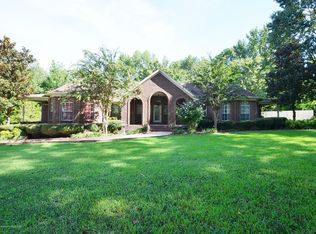 1928 Royal Ln, Hernando, MS 38632