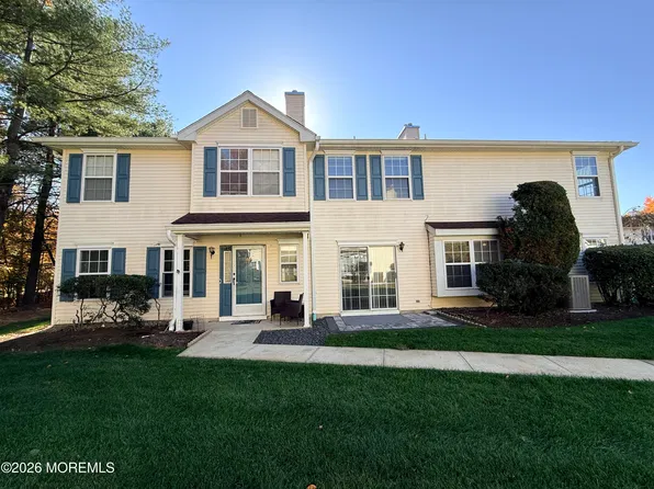 466 Tivoli Ct, Morganville, NJ 07751