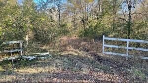 2nd image of 5 Arnoldsburg Rd
