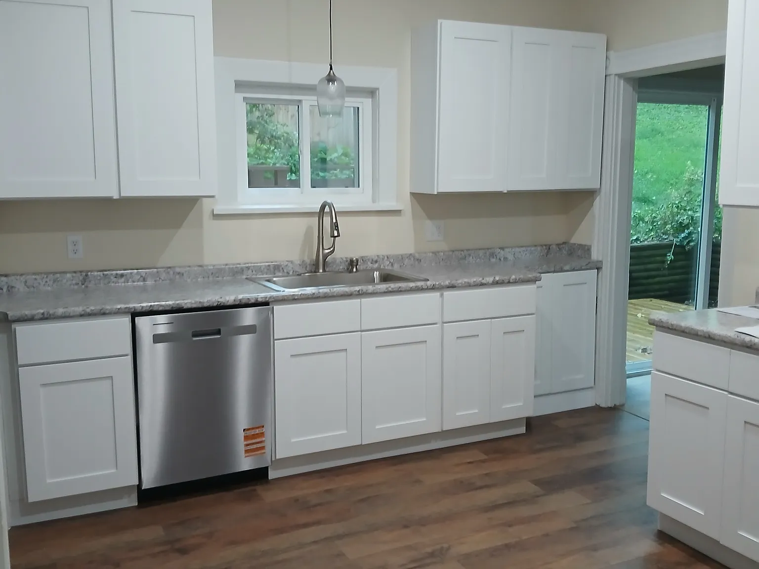 3 bed, $1,750 — Photo 3