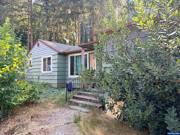 2nd image of 140 7th Ave