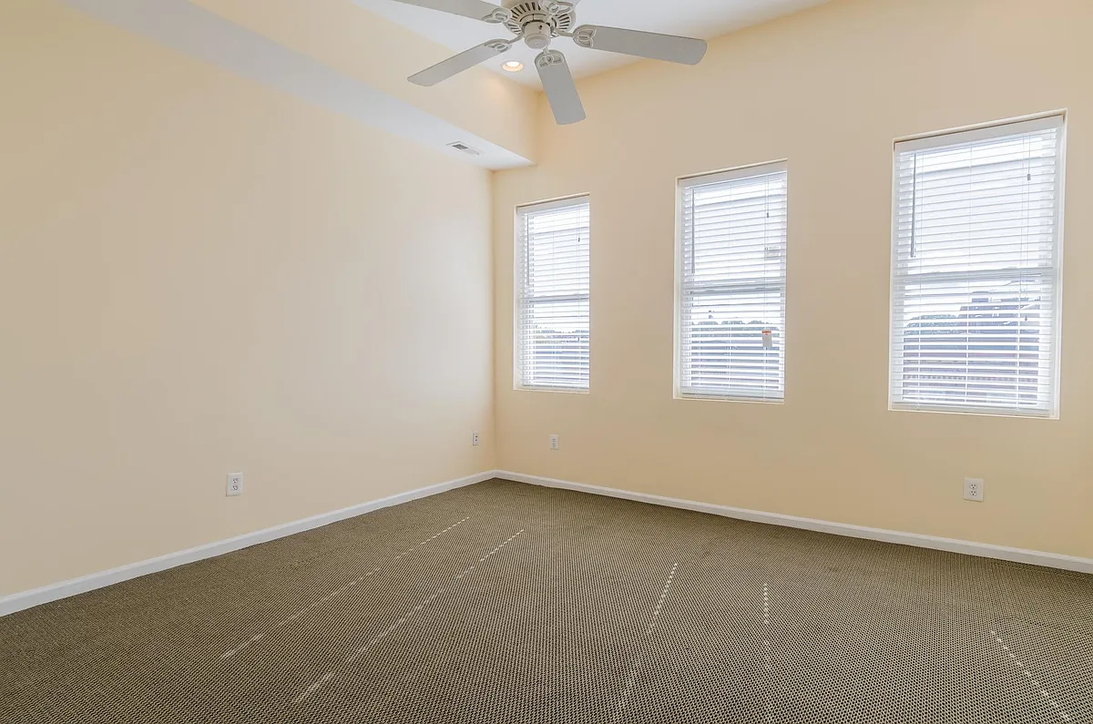 Building Photo - 2922 E Baltimore St #3