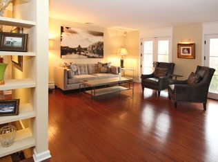 34 Walton Dr, New Hope, PA 18938