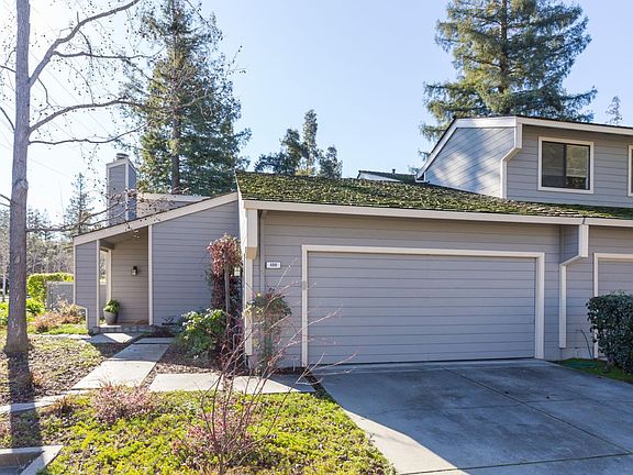 2nd image of 100 Lancewood Pl