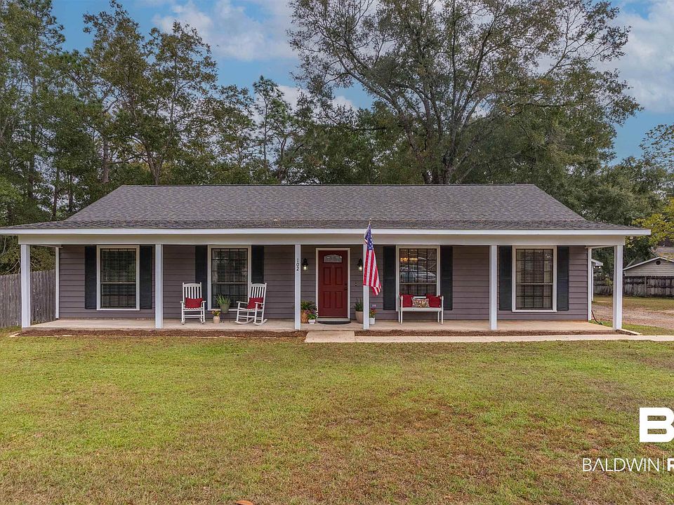 1st image of 102 Plantation Ct