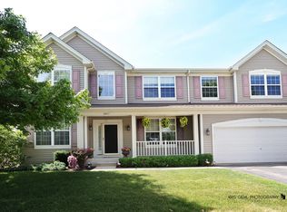 2467 W Autumn Dr, Round Lake, IL 60073