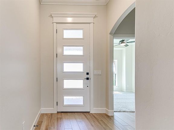 3rd image of 3009 SW 133rd Ter