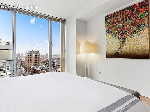 5th image of 110 3rd Ave APT 15D