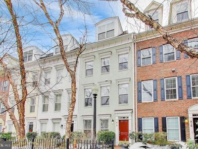 814 Capitol Square Pl SW, Washington, DC, 20024