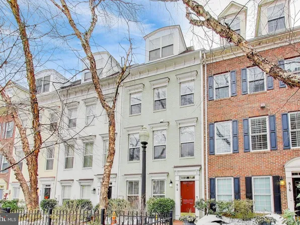814 Capitol Square Pl SW, Washington, DC 20024