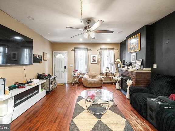 2nd image of 7115 Tulip St