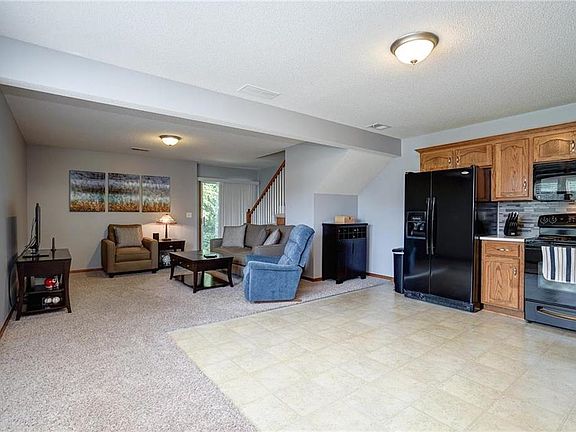 3rd image of 1515 SW Shelby Dr #25A