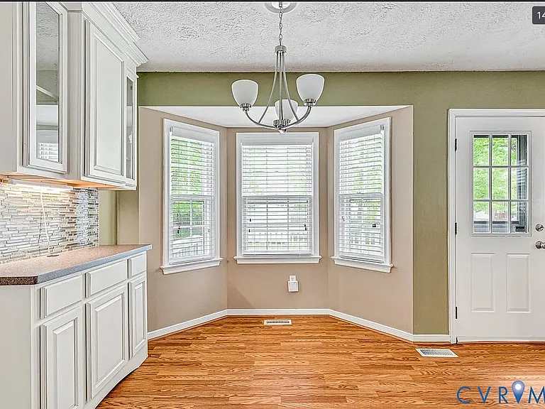 2417 Crystal Ridge Rd — Photo 8