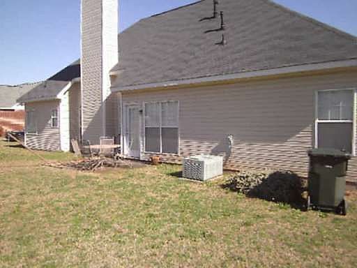 3rd image of 117 Stonefield Cir #1