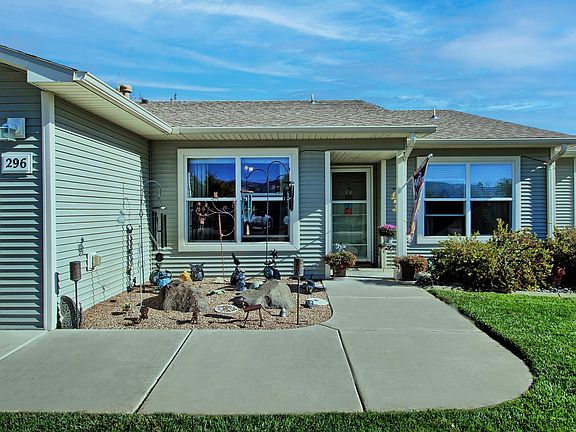 2nd image of 296 Narrow Leaf Dr