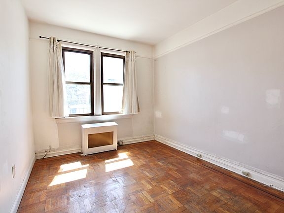4th image of 39-36 Skillman Ave #2