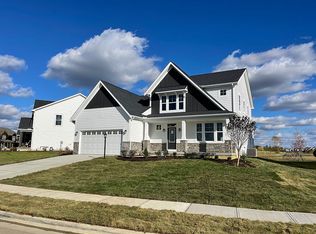 136 Cinnamon Teal St, Pickerington, OH 43147