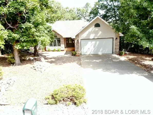 142 Crown Point Dr, Four Seasons, MO 65049