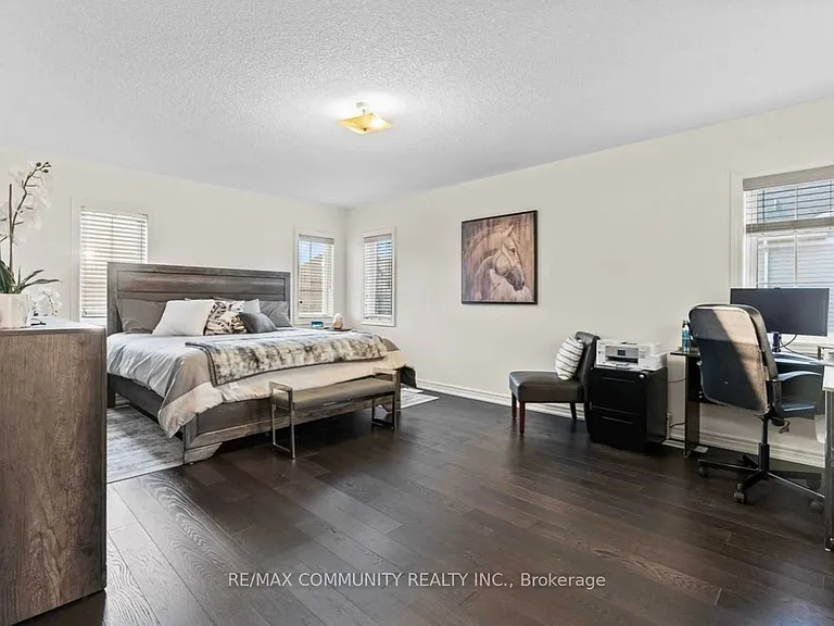64 Bill Hutchinson Cres — Photo 21