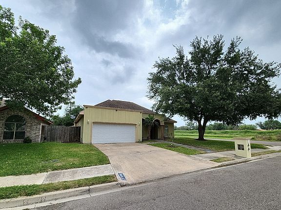 3rd image of 400 Lion Ct
