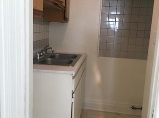 1015 W 71st St APT B, Los Angeles, CA 90044