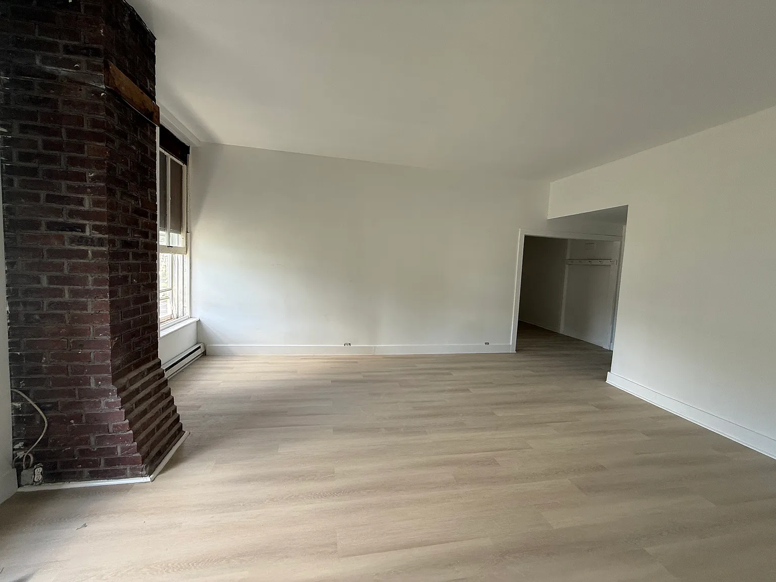 2 bed, 1200 sqft, $1,500 — Photo 4