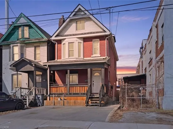 75 Niagara St, Hamilton, ON L8L 6A4