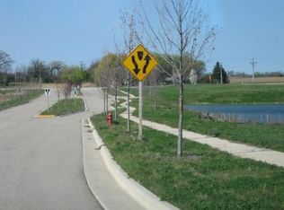 12811 75th St, Bristol, WI 53104