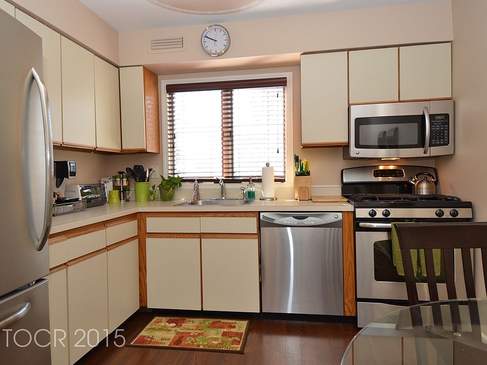 1st image of 58 Canterbury Ln