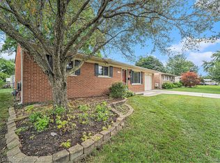 11198 Regal Dr, Sterling Heights, MI 48313