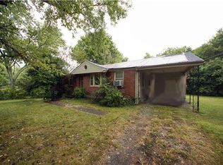 353 Fairlane Dr, Nashville, TN 37211