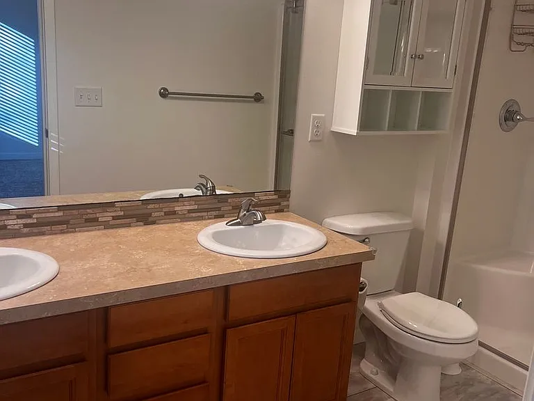 4704 Hadley St — Photo 9