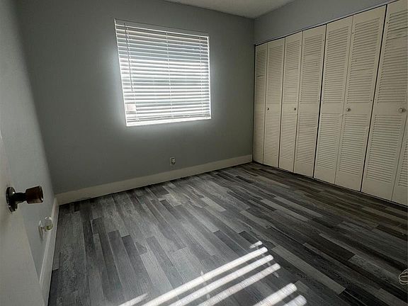 5th image of 10068 Twin Lakes Drive #10068