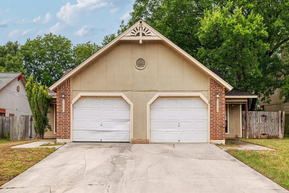 Building Photo - 9206 Kempler Dr #B