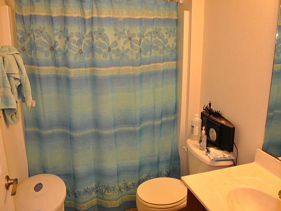 5th image of 145 Mahogany Bay Dr