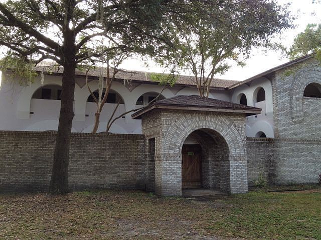 2nd image of 6820 Flanders Station Dr