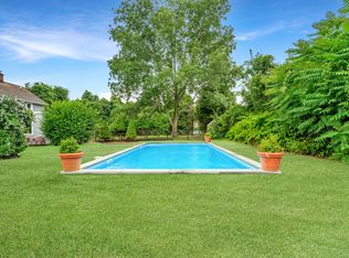 108 Hillcrest Ave, Southampton, NY 11968