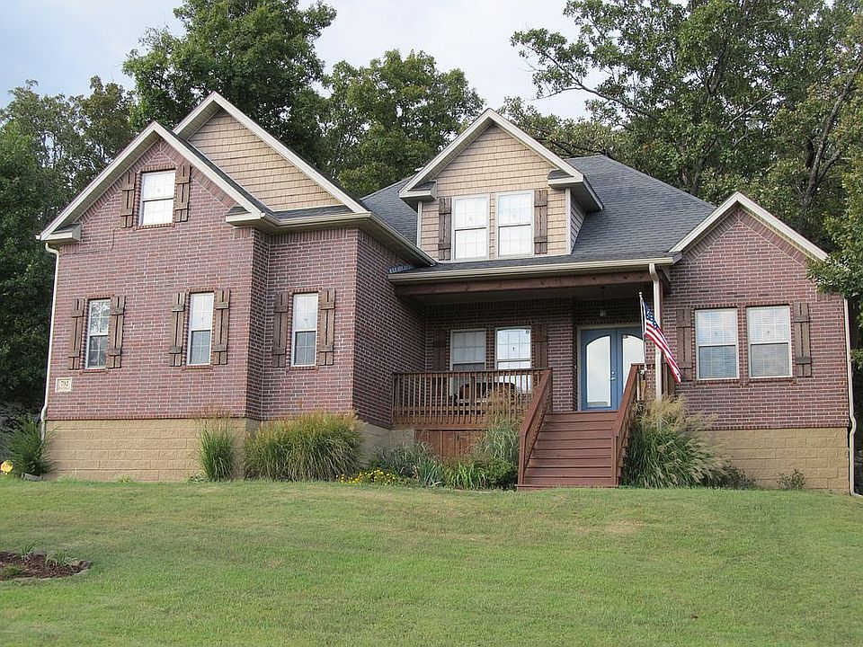 1st image of 792 W Foothills Dr