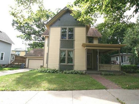 1st image of 514 E Holmes St