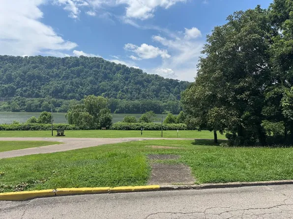 517 Grant Street, McMechen, WV 26040