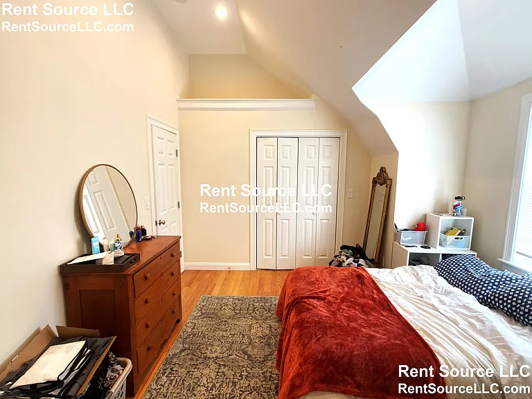 537 Main St #2 — Photo 32