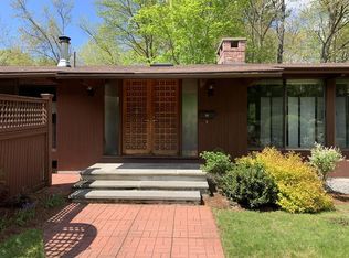 31 Abbot St, Andover, MA 01810